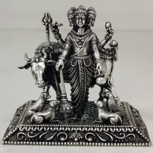 SILVER IDOLS